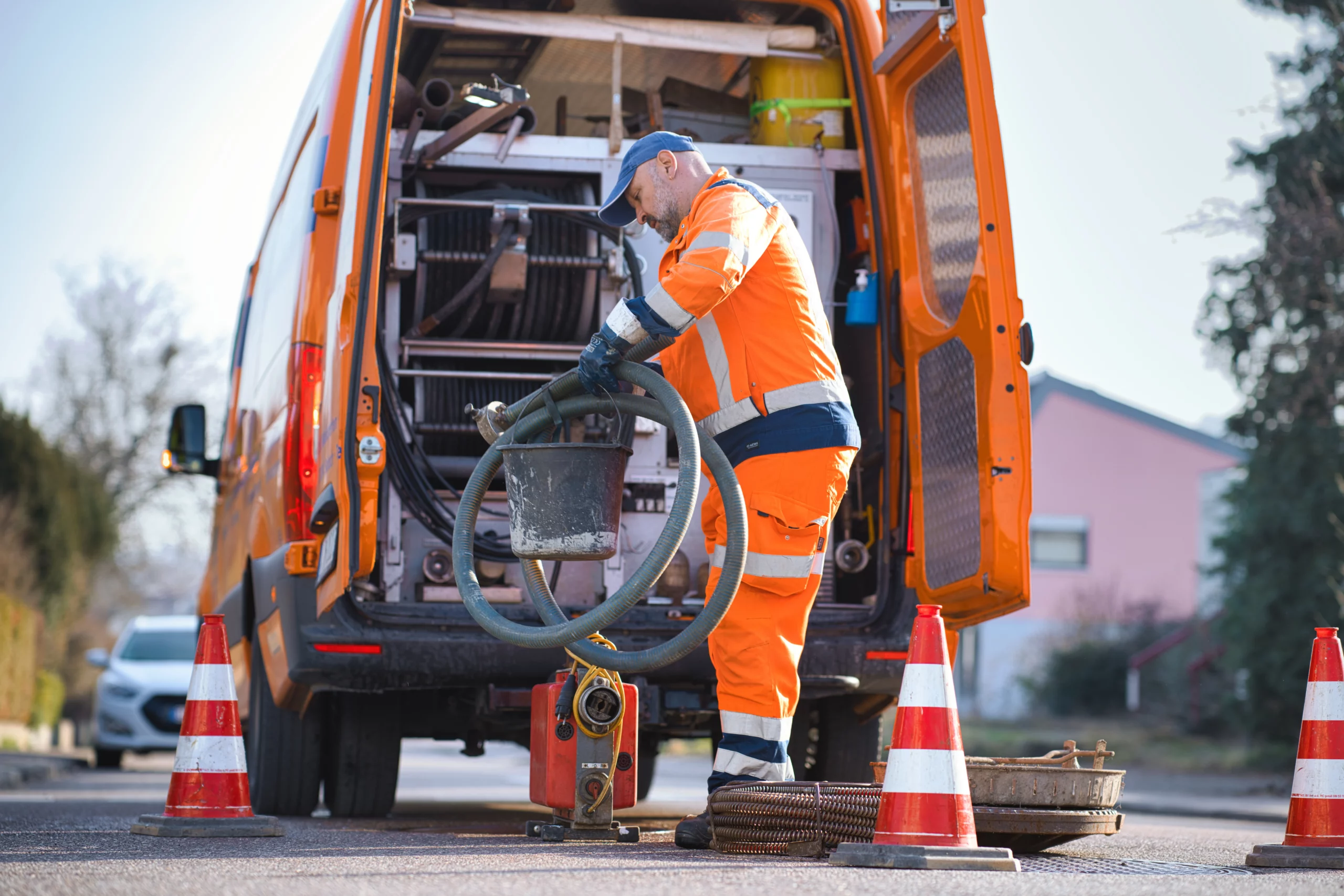 Rohrreinigung mit Spezialtechnik zur Beseitigung von Rohrverstopfungen